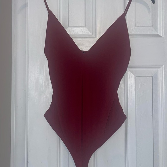 Maroon fashion nova body suit - Picture 1 of 3